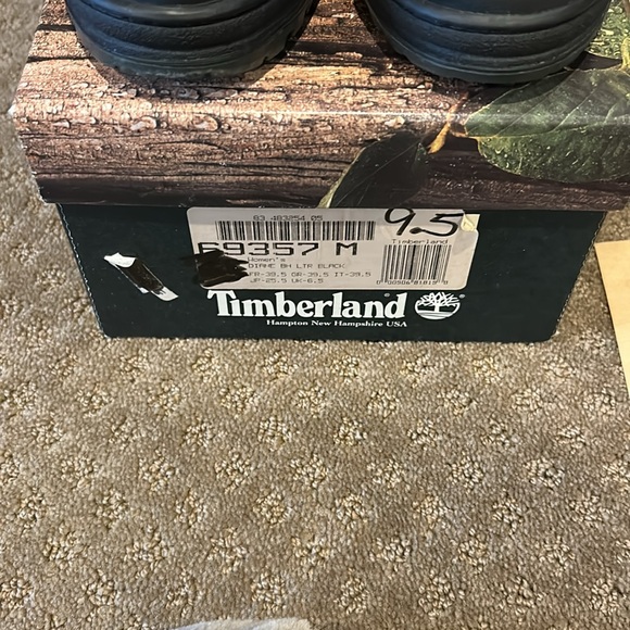 NWT NIB Women’s Vintage Timberland “Diane” Black/Brown Leather Boots Sz 9.5 - Picture 4 of 8